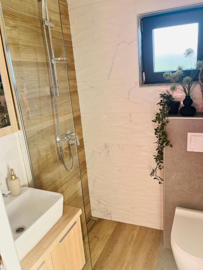 Apartman Malia - Nice&Cozy Ðurđevac Exterior foto